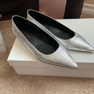 Good American STATEMENT FLAT